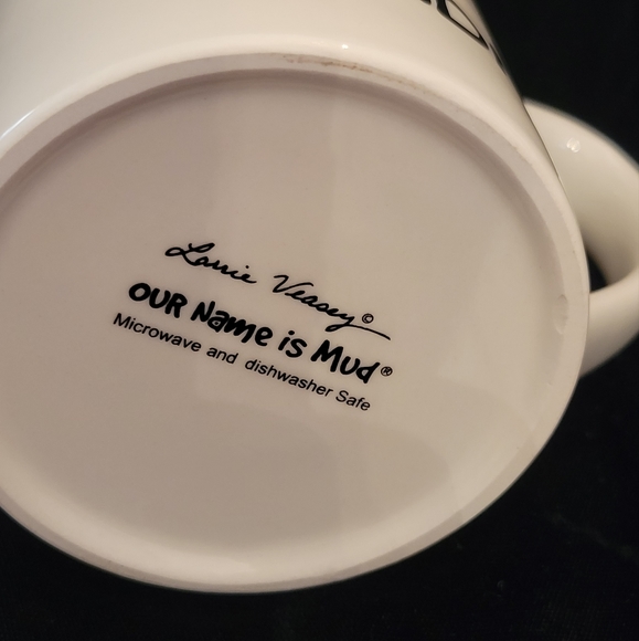 I ❤️ Grandma Mug by Laurie Vessey. - Picture 3 of 3